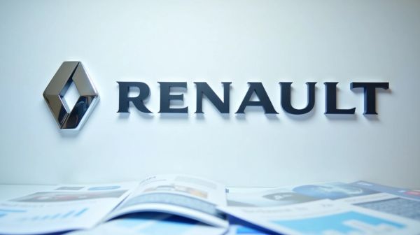Comparez les formules d'assurance Renault et réalisez des économies